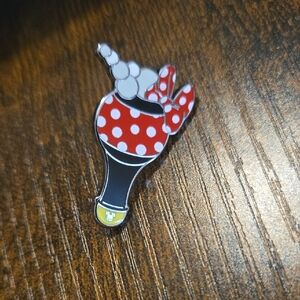 Disney Minnie Bubble Wand Hidden Mickey Pin